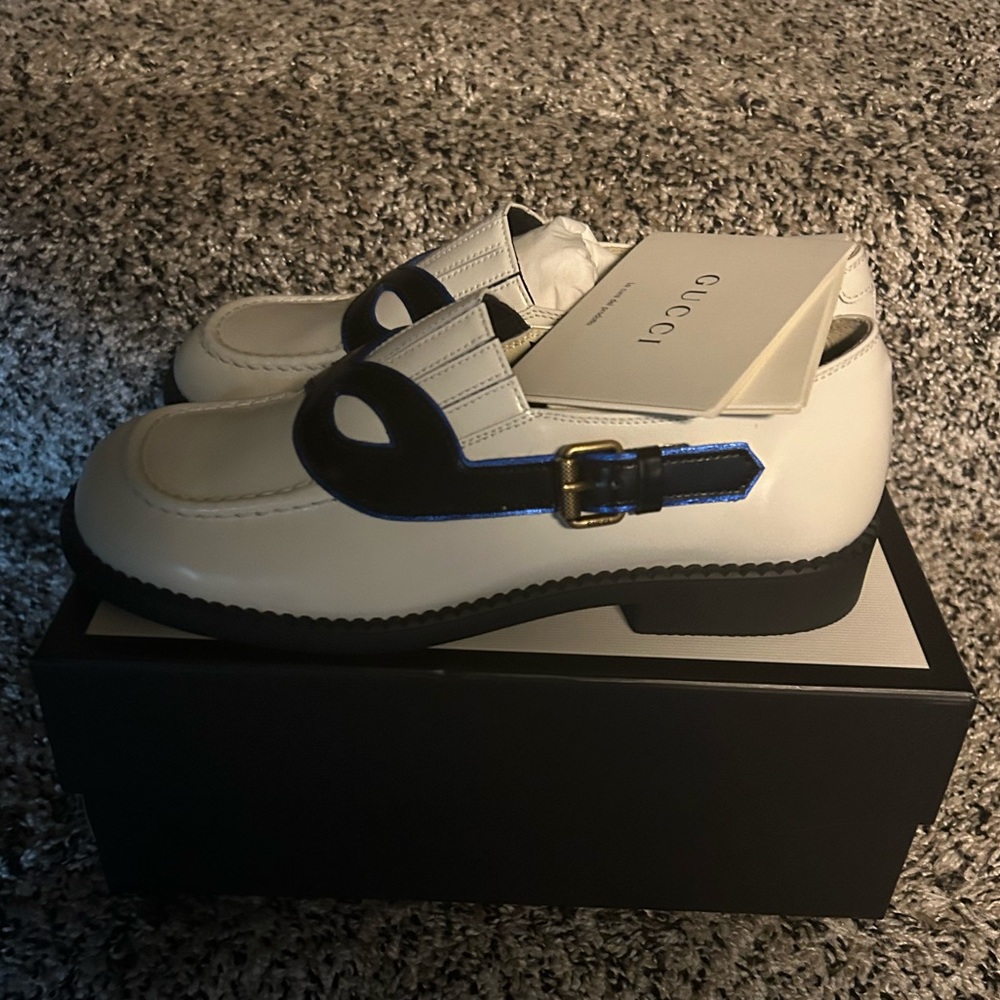 NWT Gucci loafers, size 33, 1.5 US size